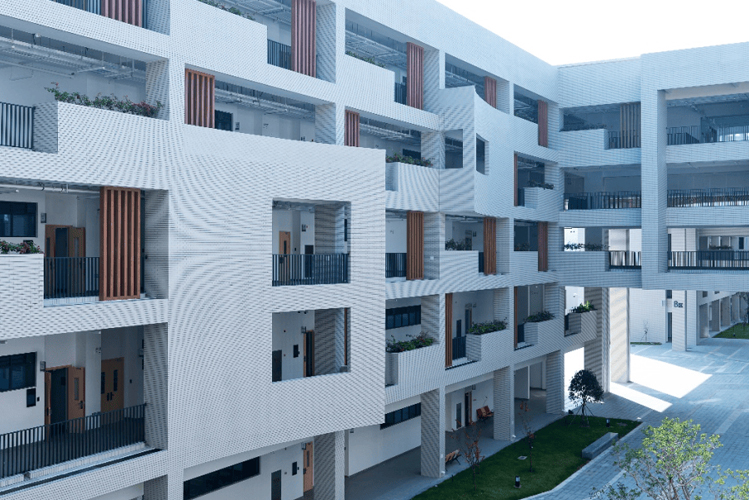 �����з�У����